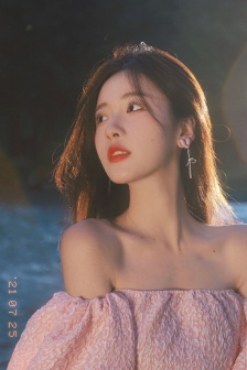 老板的妻子